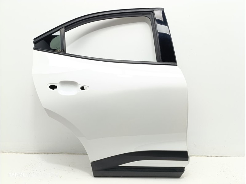 Recambio de puerta trasera derecha para opel mokka business elegance referencia OEM IAM 9837506480  