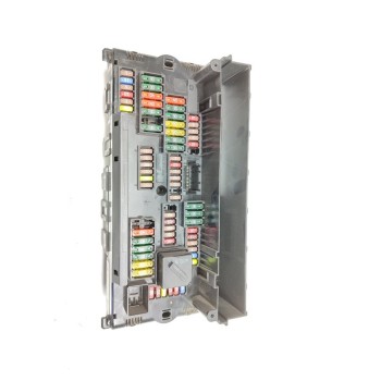 Recambio de caja reles / fusibles para bmw serie 5 gran turismo (f07) 530d referencia OEM IAM 925281501  