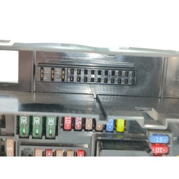 Recambio de caja reles / fusibles para bmw serie 5 gran turismo (f07) 530d referencia OEM IAM 925281501  