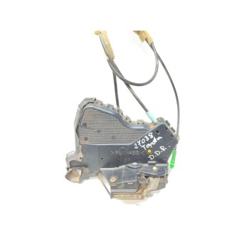 Recambio de cerradura puerta delantera derecha para toyota corolla (e12) 2.0 d-4d linea terra berlina referencia OEM IAM 6903012