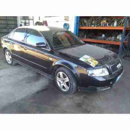 AUDI A4 BERLINA (8E)