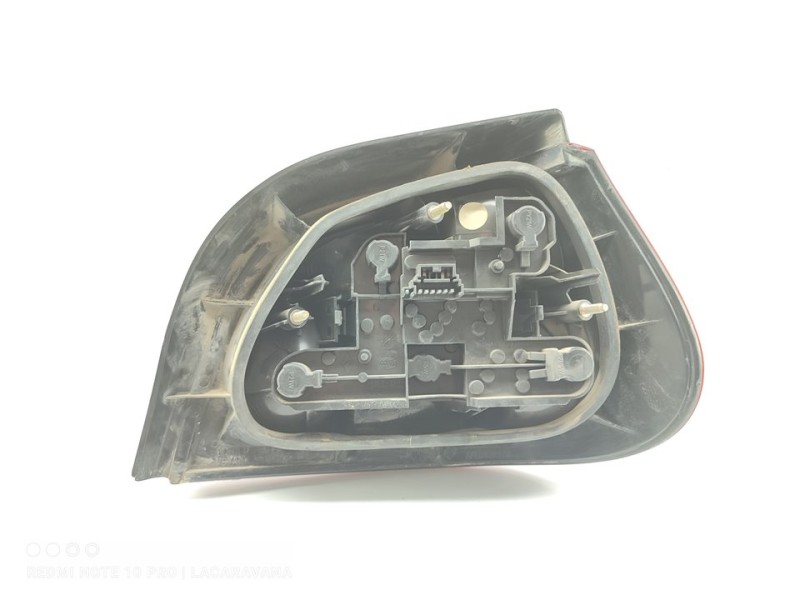 Recambio de piloto trasero izquierdo para renault megane i berlina hatchback (ba0) 1.4 referencia OEM IAM 7700426321  