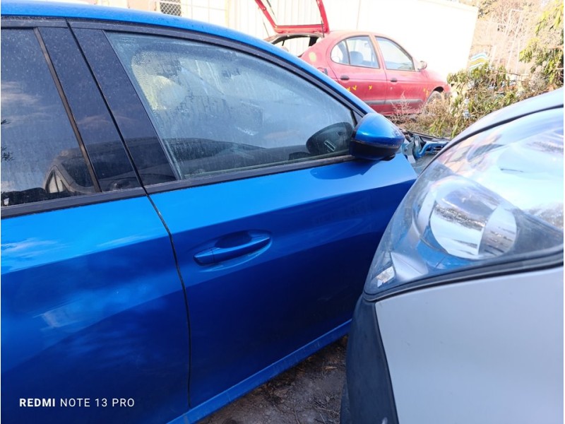 Recambio de puerta delantera derecha para peugeot 208 (p2) allure referencia OEM IAM 9827577580  