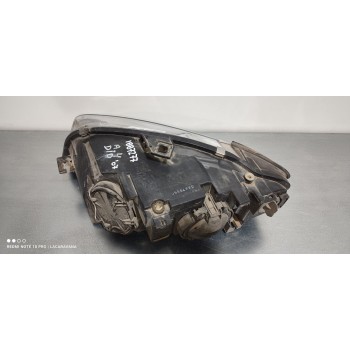 Recambio de faro derecho para audi a4 berlina (8e) 2.0 tdi 16v (103kw) referencia OEM IAM   