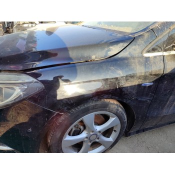 Recambio de aleta delantera izquierda para mercedes-benz clase b (w246) b 180 cdi be (246.200) referencia OEM IAM A2468810101  