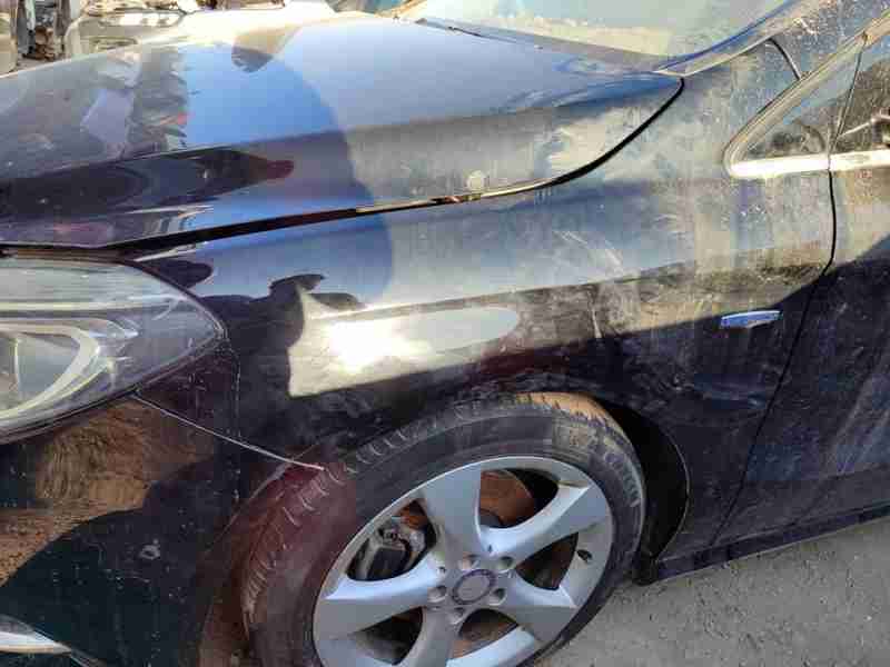 Recambio de aleta delantera izquierda para mercedes-benz clase b (w246) b 180 cdi be (246.200) referencia OEM IAM A2468810101  