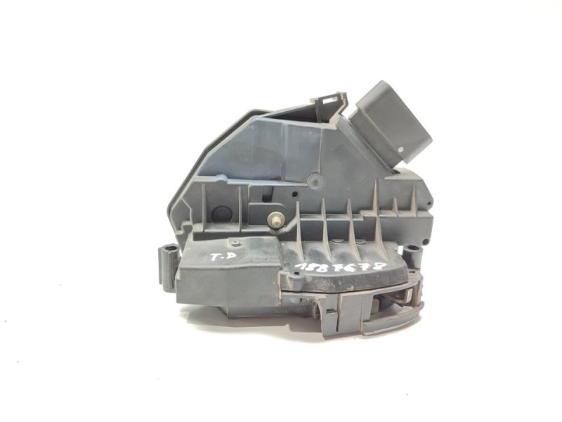 Recambio de cerradura puerta trasera derecha para ford focus lim. (cb8) sport referencia OEM IAM BM5AA26412AF  