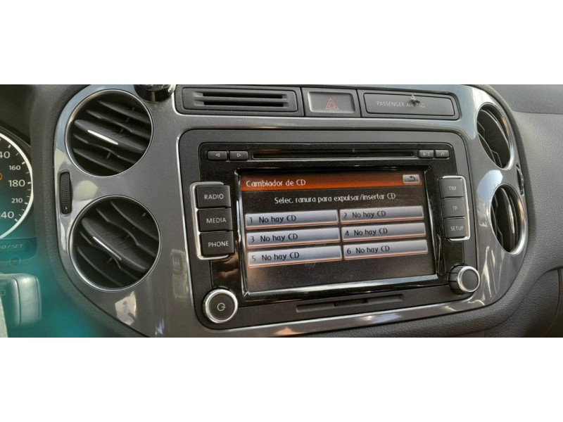 Recambio de pantalla multifuncion para volkswagen tiguan (5n2) advance bluemotion referencia OEM IAM 3C8057195F  