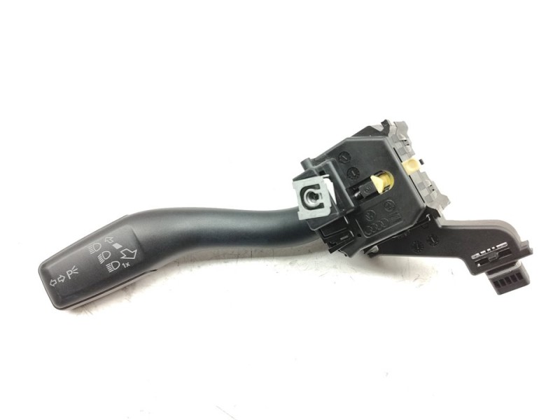 Recambio de mando intermitentes para audi a3 (8p) 1.6 tdi ambiente referencia OEM IAM 8P0953513E  