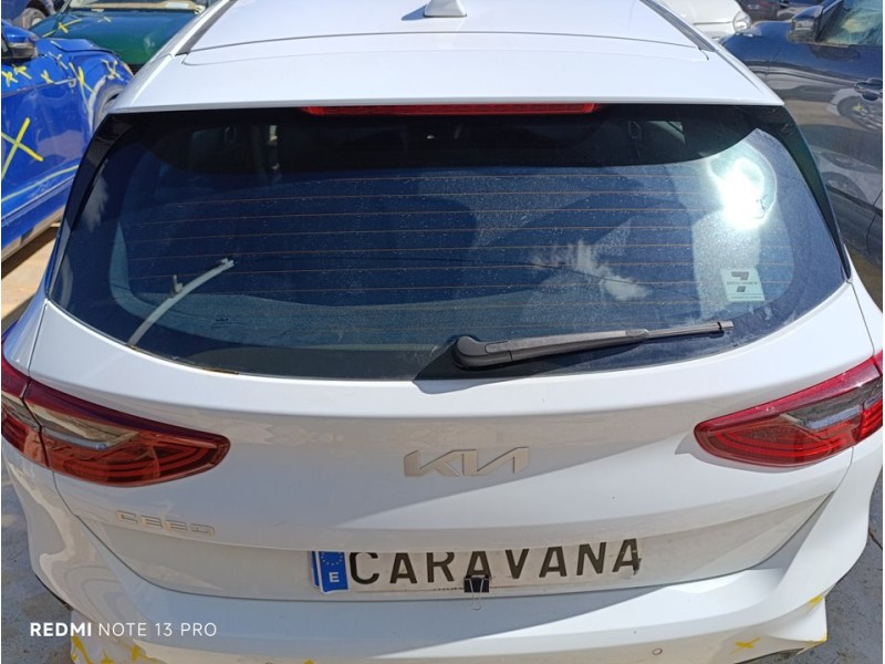 Recambio de porton trasero para kia ceed drive referencia OEM IAM 73700J7100  
