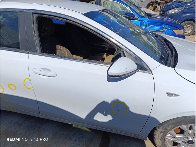 Recambio de puerta delantera derecha para kia ceed drive referencia OEM IAM 76004J7000  