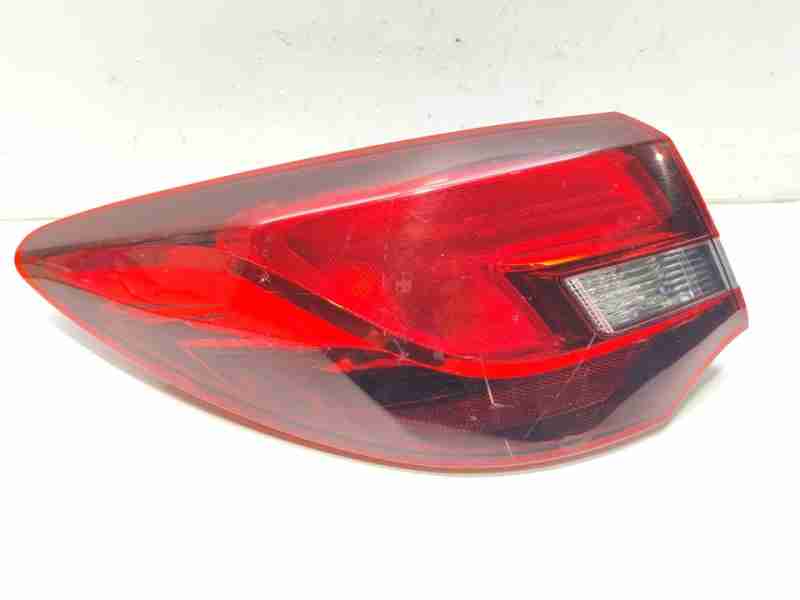 Recambio de piloto trasero izquierdo para opel astra j lim. 4türig business referencia OEM IAM 25870153  