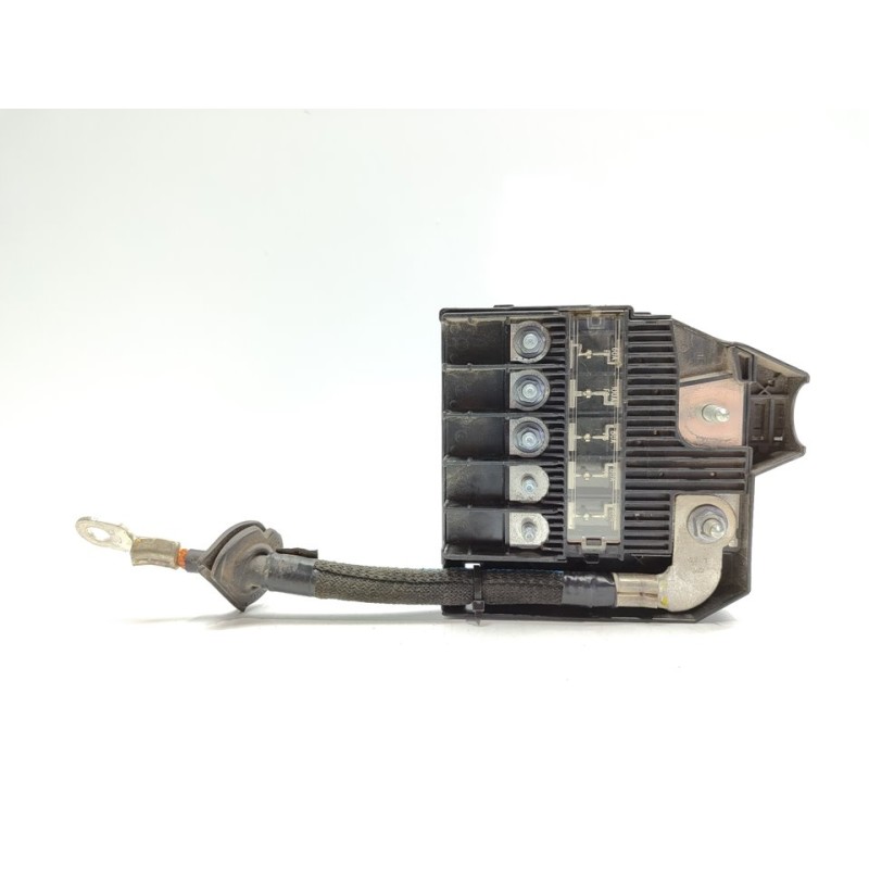 Recambio de caja reles / fusibles para citroën berlingo furgón club m referencia OEM IAM 9811879680  