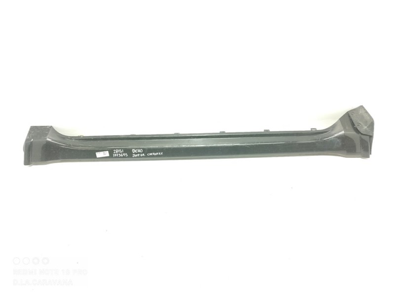Recambio de faldon lateral para jeep gr.cherokee (wk) 3.0 crd limited referencia OEM IAM 5NM62AXRAA  