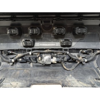 Recambio de paragolpes trasero para citroën c4 berlina feel pack referencia OEM IAM 983430011T  