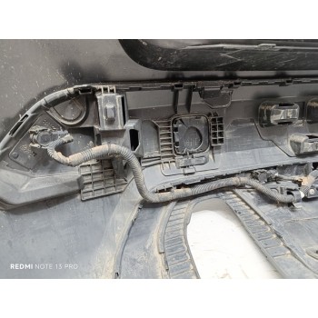 Recambio de paragolpes trasero para citroën c4 berlina feel pack referencia OEM IAM 983430011T  