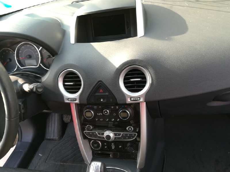 Recambio de sistema audio / radio cd para renault koleos privilege referencia OEM IAM   