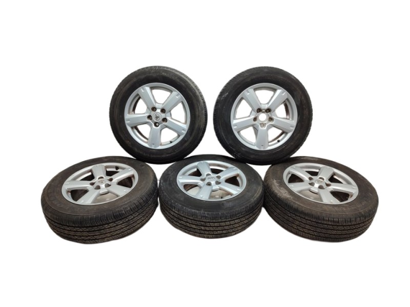 Recambio de juego llantas para toyota rav 4 (a3) luna referencia OEM IAM 4261142220  