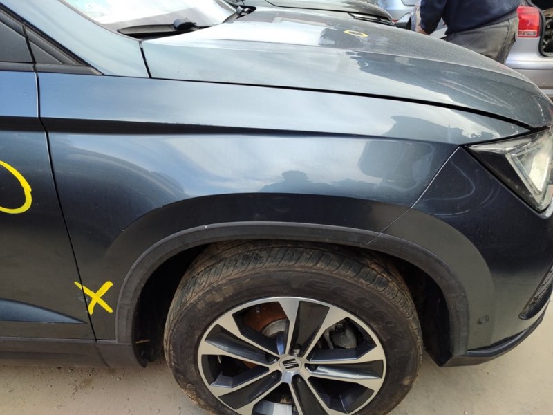 Recambio de aleta delantera derecha para seat ateca (kh7) style referencia OEM IAM 575821106A  