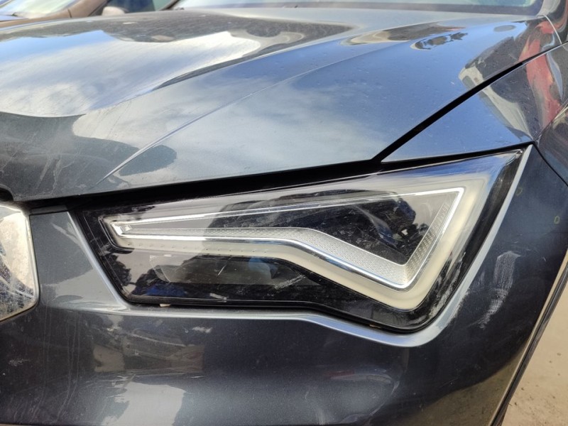 Recambio de faro izquierdo para seat ateca (kh7) style referencia OEM IAM 576941773  