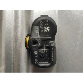 Recambio de llanta para toyota auris active referencia OEM IAM 4261102E90  