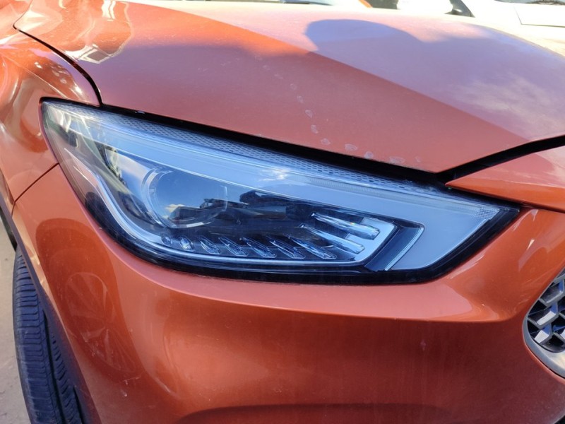 Recambio de faro derecho para mg zs luxury referencia OEM IAM 11275386  