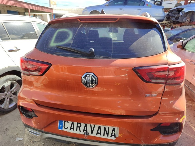 Recambio de porton trasero para mg zs luxury referencia OEM IAM 10230745  
