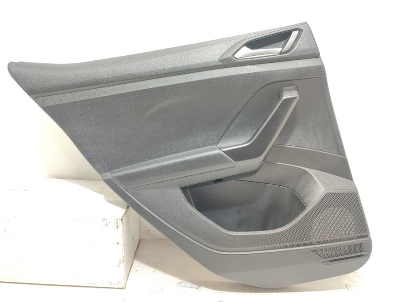Recambio de guarnecido puerta trasera izquierda para volkswagen t-cross life referencia OEM IAM 2GM867211  