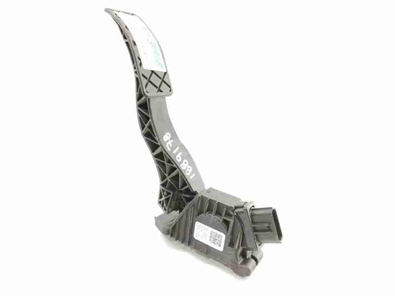 Recambio de pedal acelerador para volkswagen golf vii lim. advance bluemotion referencia OEM IAM 5Q1723503F  
