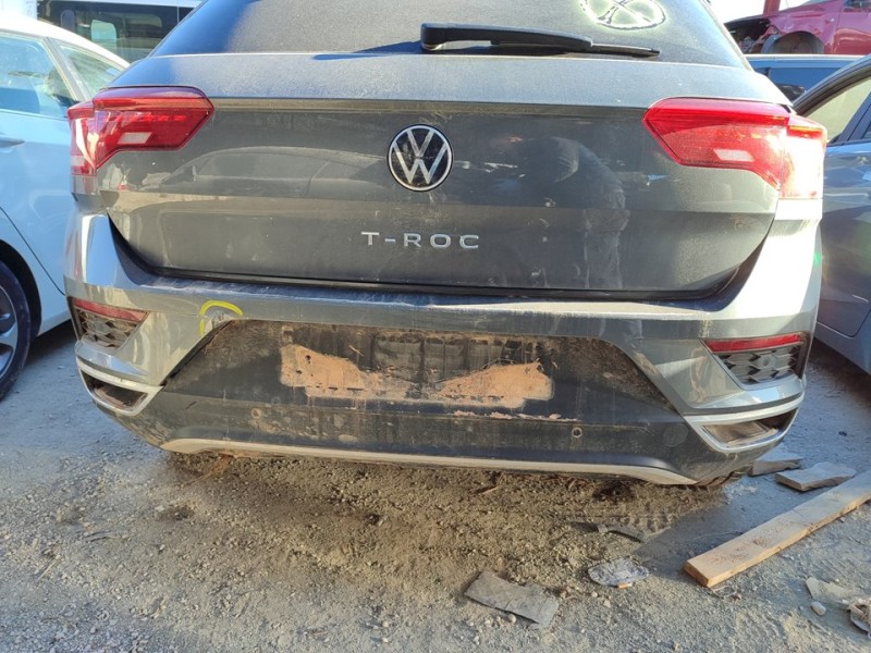 Recambio de paragolpes trasero para volkswagen t-roc advance referencia OEM IAM 2GA807421D  