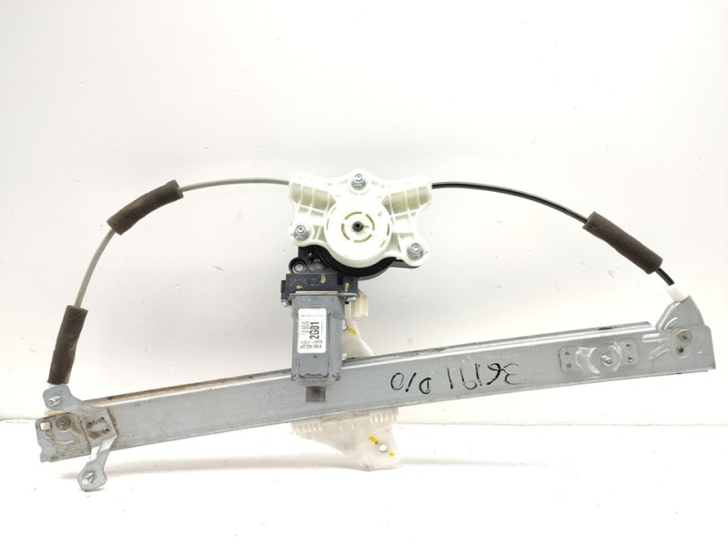 Recambio de elevalunas delantero derecho para hyundai i20 classic referencia OEM IAM 82402C7010  