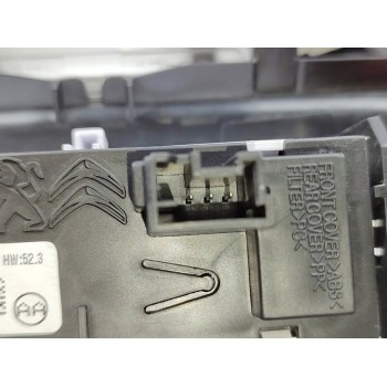 Recambio de luz interior para peugeot 3008 gt line referencia OEM IAM 96781446ZD  