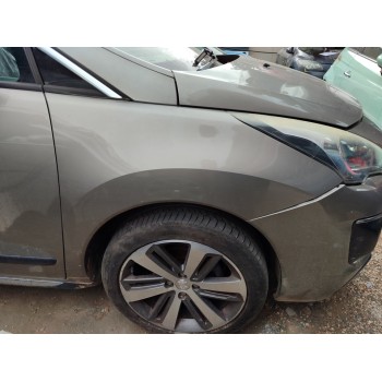 Recambio de aleta delantera derecha para peugeot 3008 active referencia OEM IAM 7841Z1  