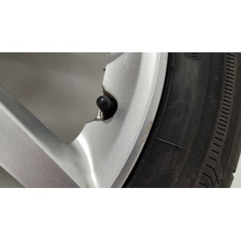 Recambio de llanta para peugeot 308 active referencia OEM IAM 9677989577  