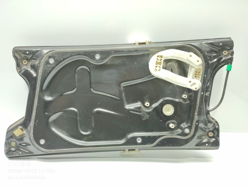 Recambio de elevalunas delantero izquierdo para land rover discovery v6 td hse referencia OEM IAM CUH500111  