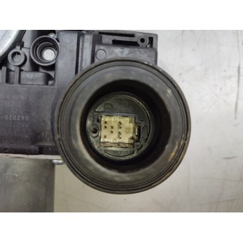 Recambio de elevalunas trasero derecho para toyota yaris cross hybrid awd-i premiere edition referencia OEM IAM 698300D440  