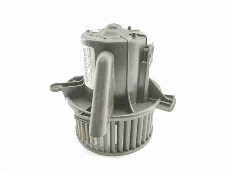 Recambio de motor calefaccion para peugeot 307 berlina (s2) d-sign referencia OEM IAM PF2A11317  