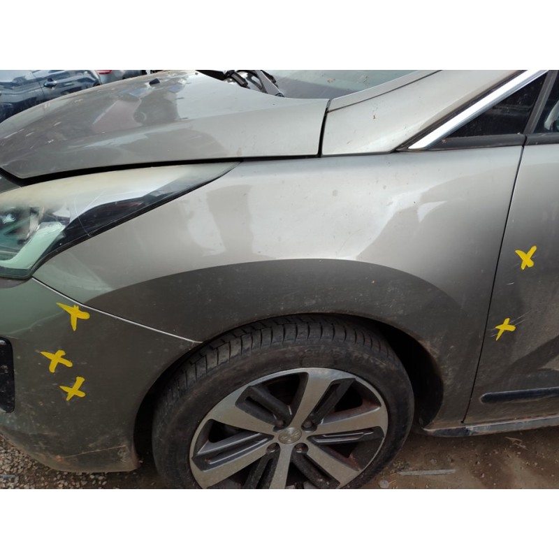Recambio de aleta delantera izquierda para peugeot 3008 active referencia OEM IAM 7840W9  