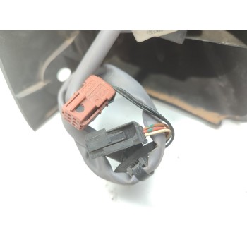 Recambio de retrovisor izquierdo para peugeot 1007 dolce referencia OEM IAM 8154AG  