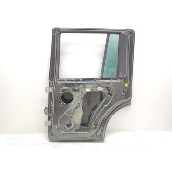 Recambio de puerta trasera derecha para land rover discovery v6 td hse referencia OEM IAM   