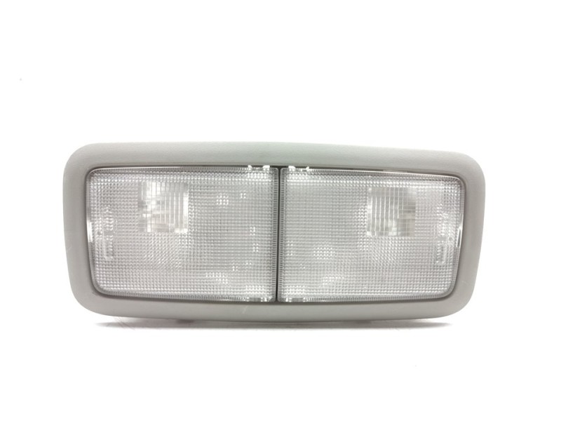 Recambio de luz interior para toyota auris active referencia OEM IAM 8125005030  