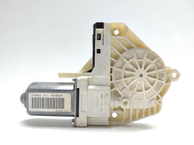 Recambio de motor elevalunas delantero derecho para land rover discovery 4 tdv6 s referencia OEM IAM AH2214B552AA  