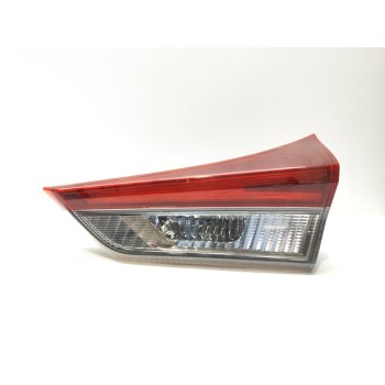 Recambio de piloto trasero derecho interior para toyota auris hybrid active referencia OEM IAM 8158102830  