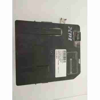 CAJA RELES / FUSIBLES 8200481863K 