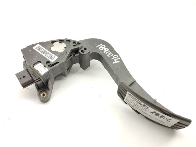 Recambio de potenciometro pedal para renault megane iv berlina 5p bose-edition referencia OEM IAM 180020000R  