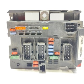 Recambio de caja reles / fusibles para peugeot 206 berlina x-line referencia OEM IAM 9657608880  