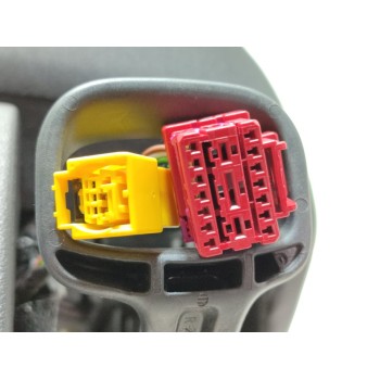 Recambio de asiento delantero derecho para volkswagen t-roc advance referencia OEM IAM 2Q4881106L  