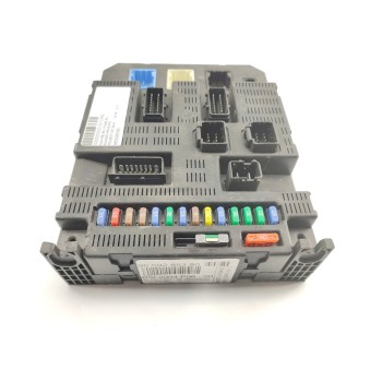 Recambio de caja reles / fusibles para peugeot 207 sport referencia OEM IAM 9659285380  