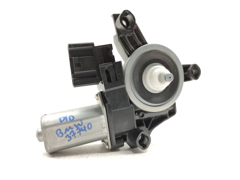 Recambio de motor elevalunas delantero derecho para bmw serie x1 (u11) 20i sdrive referencia OEM IAM 67625A75081  