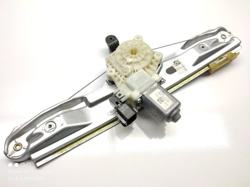 Recambio de elevalunas trasero derecho para ford focus lim. (cb8) trend referencia OEM IAM BM51A27000BC  